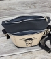 Preview: Gassitasche Hundetasche Greyhoud Windhund Leckerchentasche Leckerlibeutel Umhängetasche Gürteltasche bestickt