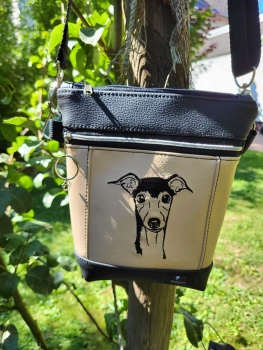 Gassitasche Hundetasche Greyhoud Windhund Leckerchentasche Leckerlibeutel Umhängetasche Gürteltasche bestickt